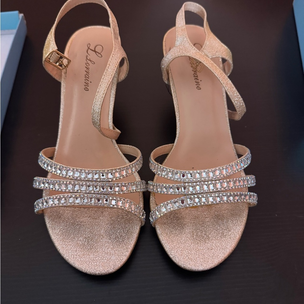 L Lorraine Berkly Heels Nude 8 Wide